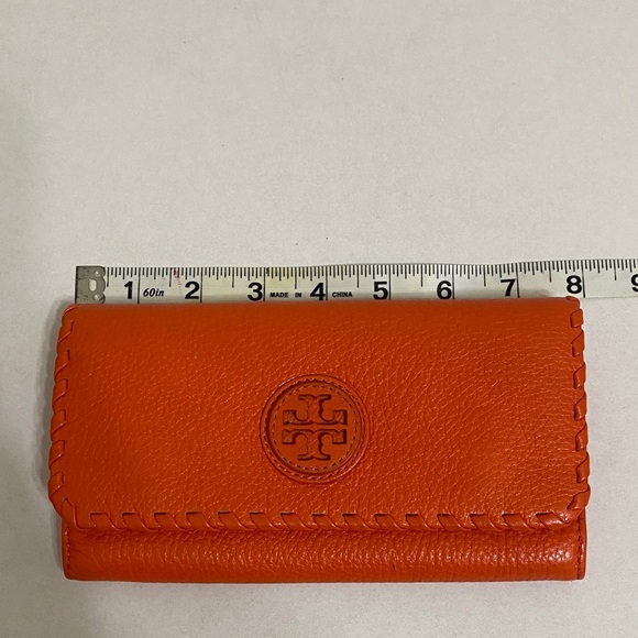 Tory Burch Bold Orange Leather Wallet - Picture 7 of 9